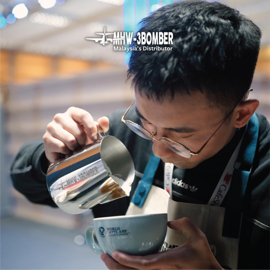 MHW-3BOMBER Milk Frothing Pitcher Glossy 400ML / 600ML